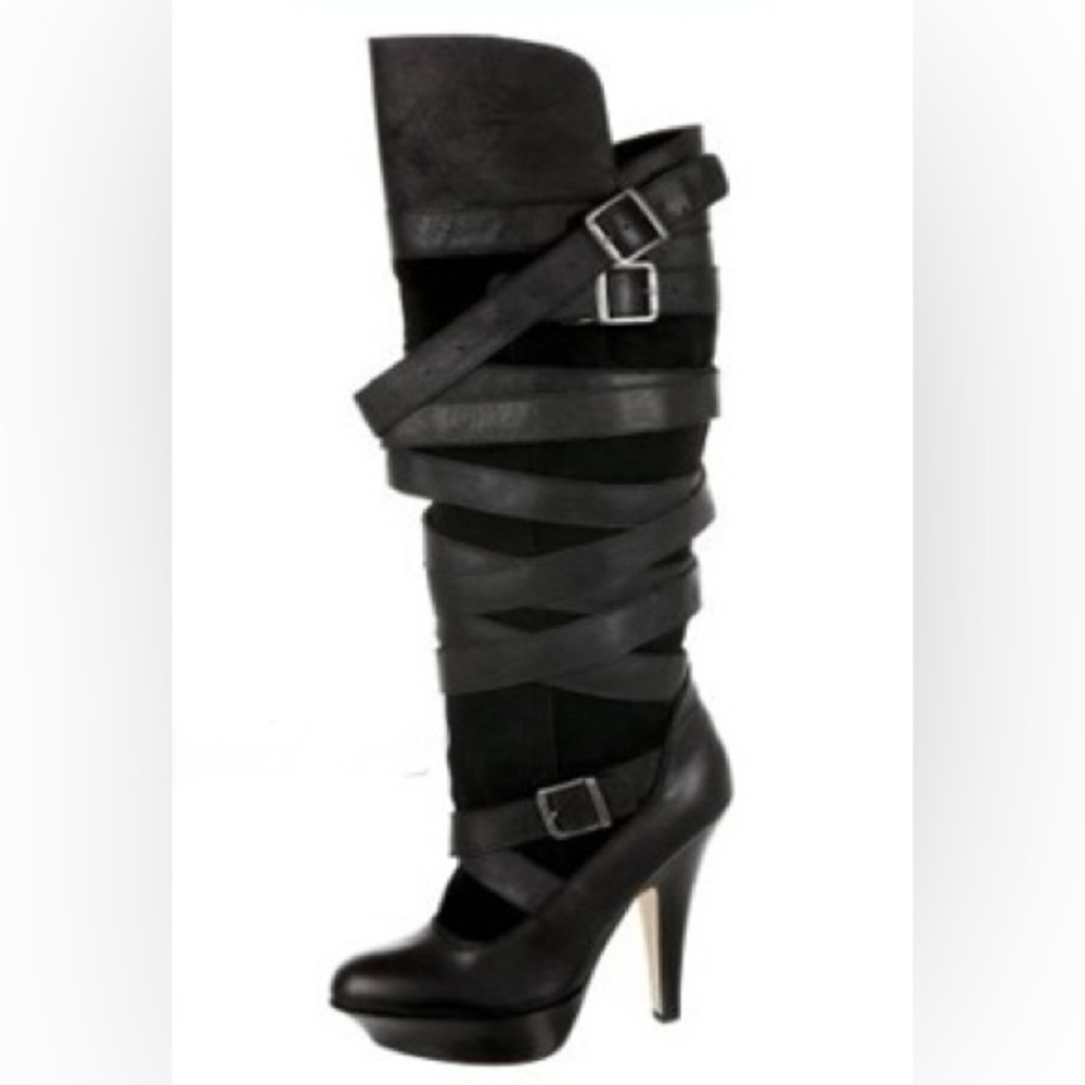 ✨Host Pick✨ bebe ❤️ Jenna Strappy Buckle Knee High Boots.